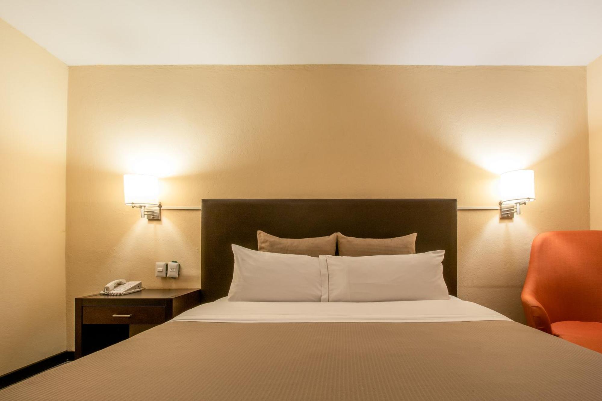 Hotel Rocaval San Cristóbal de Las Casas المظهر الخارجي الصورة